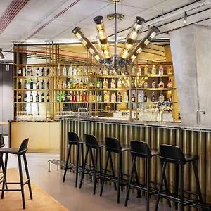 **** Hotell Vienna House By Wyndham Mokotow Polen