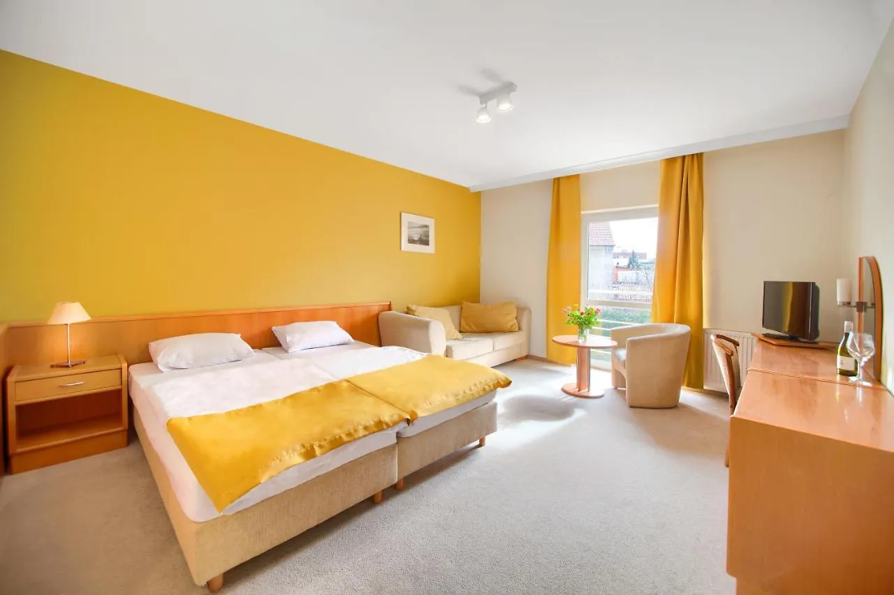 Taaakaryba Hotell Kołobrzeg 0*,